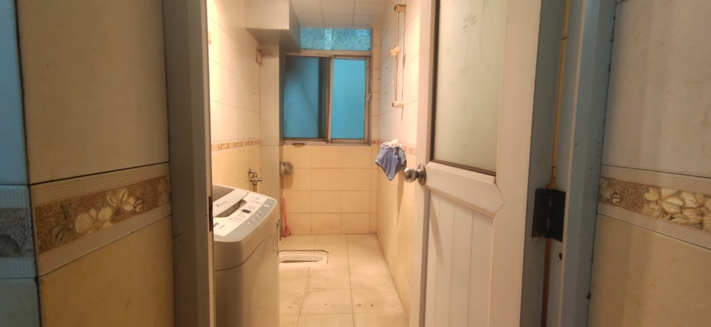 荷塘区教育局单位房红旗南路6号 3室2厅1卫 1200.0元/月 荷塘区教育局单位房红旗南路6号 3室2厅1卫 1200.0元/月室内图