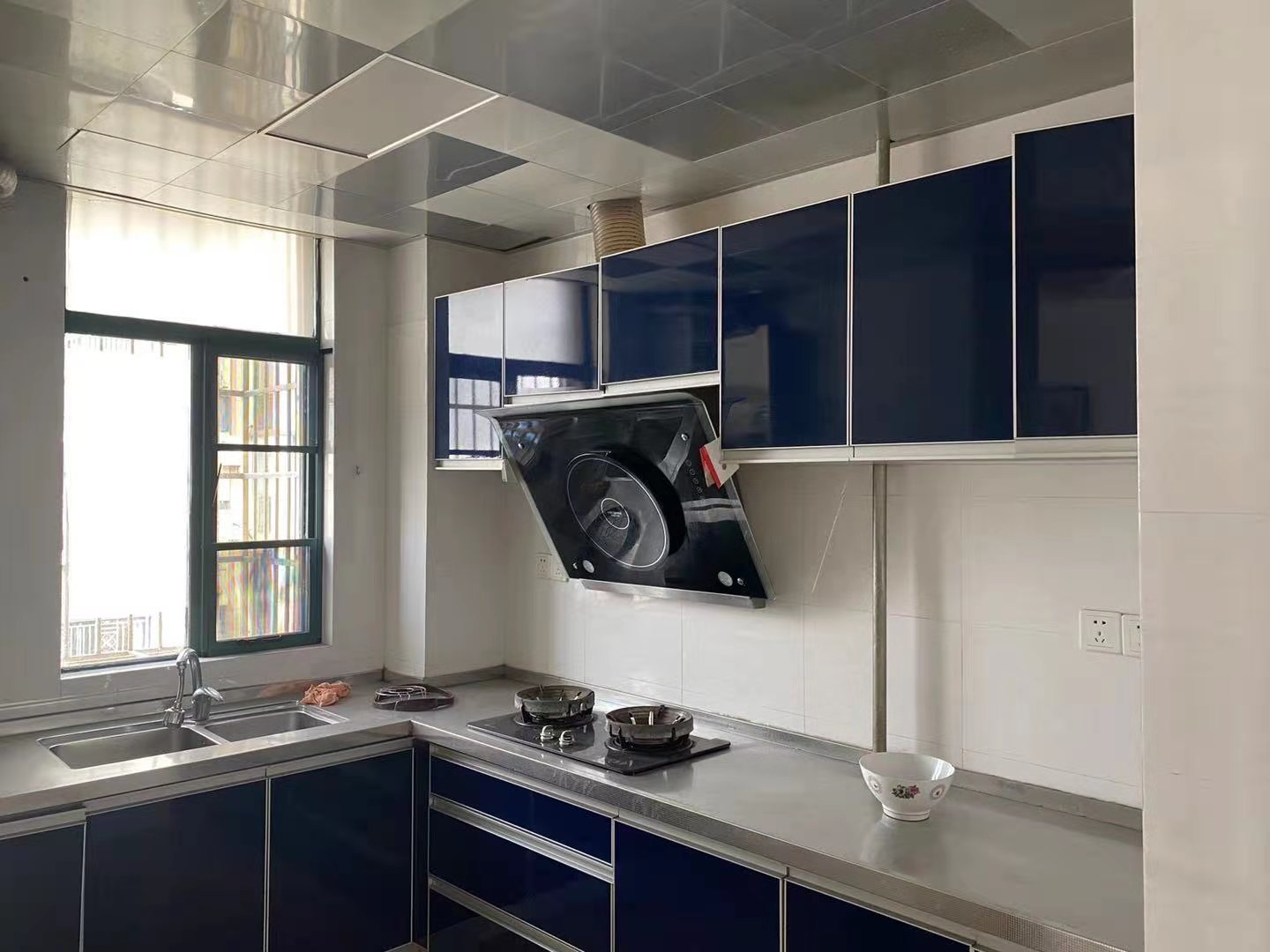 金山家园 4室2厅1卫 98.0万 金山家园 4室2厅1卫 98.0万客厅