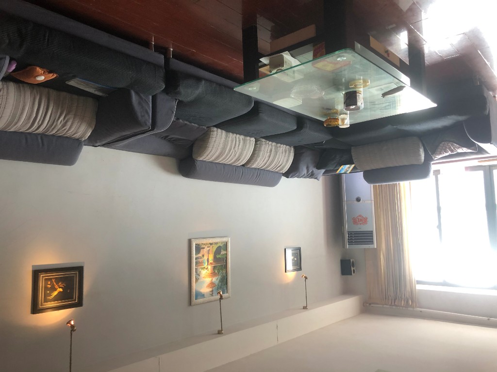 汽车城 4室2厅2卫 1800.00元/月 汽车城 4室2厅2卫 1800.00元/月室内图