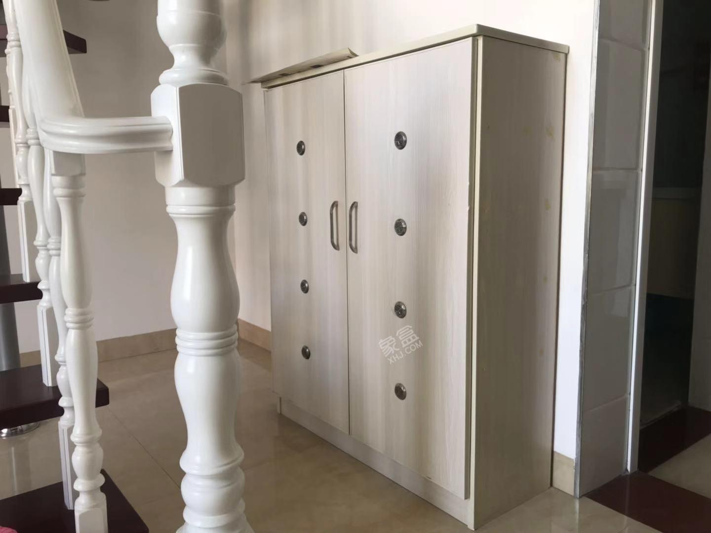 云顶上品  1室1厅1卫    1600.0元/月 云顶上品  1室1厅1卫    1600.0元/月室内图