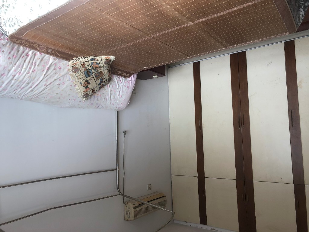 汽车城 4室2厅2卫 1800.00元/月 汽车城 4室2厅2卫 1800.00元/月室内图