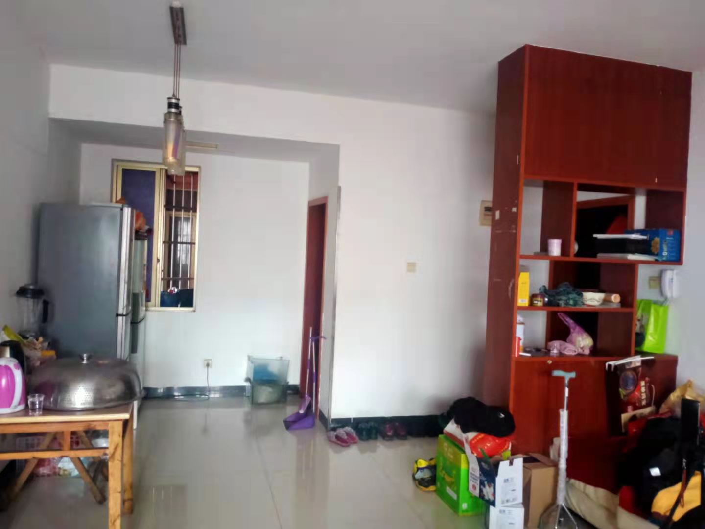 西海龙苑 3室2厅2卫 66.0万 西海龙苑 3室2厅2卫 66.0万客厅