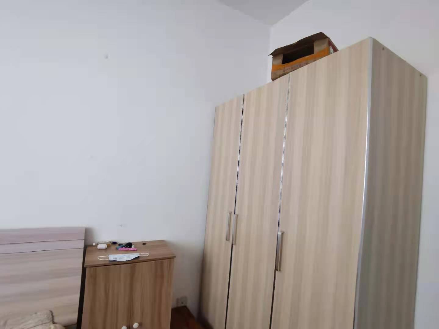 南湖锦苑 1室1厅1卫 1600.0元/月 南湖锦苑 1室1厅1卫 1600.0元/月室内图