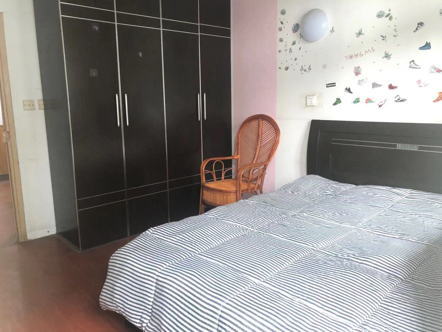 麻纺厂宿舍 2室2厅1卫 600.0元/月 麻纺厂宿舍 2室2厅1卫 600.0元/月室内图