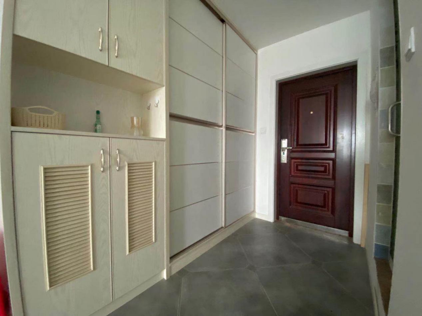 庐山春天大厦(和一宾馆)  1室1厅1卫    33.8万 庐山春天大厦(和一宾馆)  1室1厅1卫    33.8万客厅