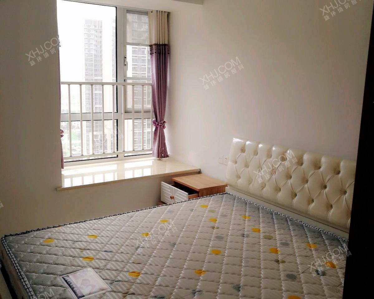 当代国际城 2室2厅1卫 185.0万 当代国际城 2室2厅1卫 185.0万卧室