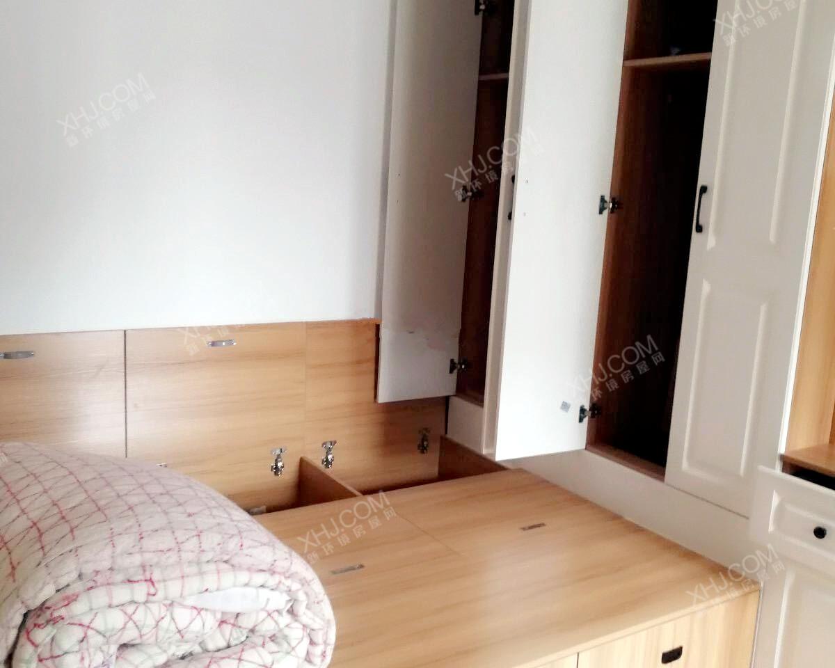 当代国际城 2室2厅1卫 185.0万 当代国际城 2室2厅1卫 185.0万卧室