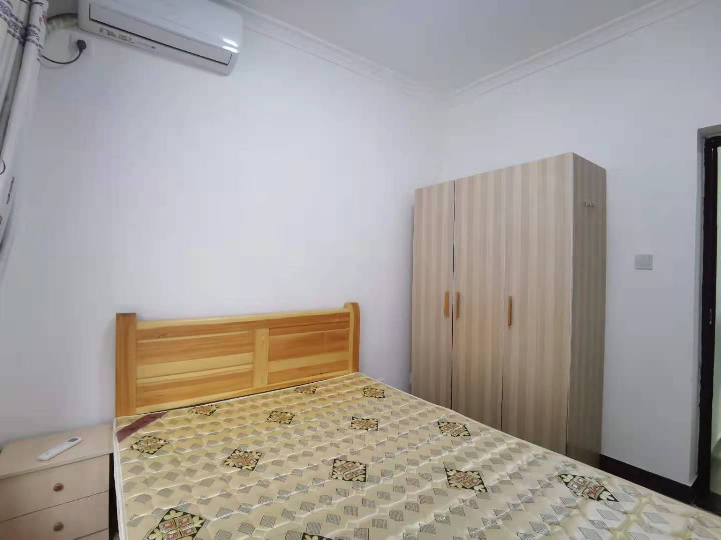 南湖锦苑 1室1厅1卫 1500.0元/月 南湖锦苑 1室1厅1卫 1500.0元/月室内图