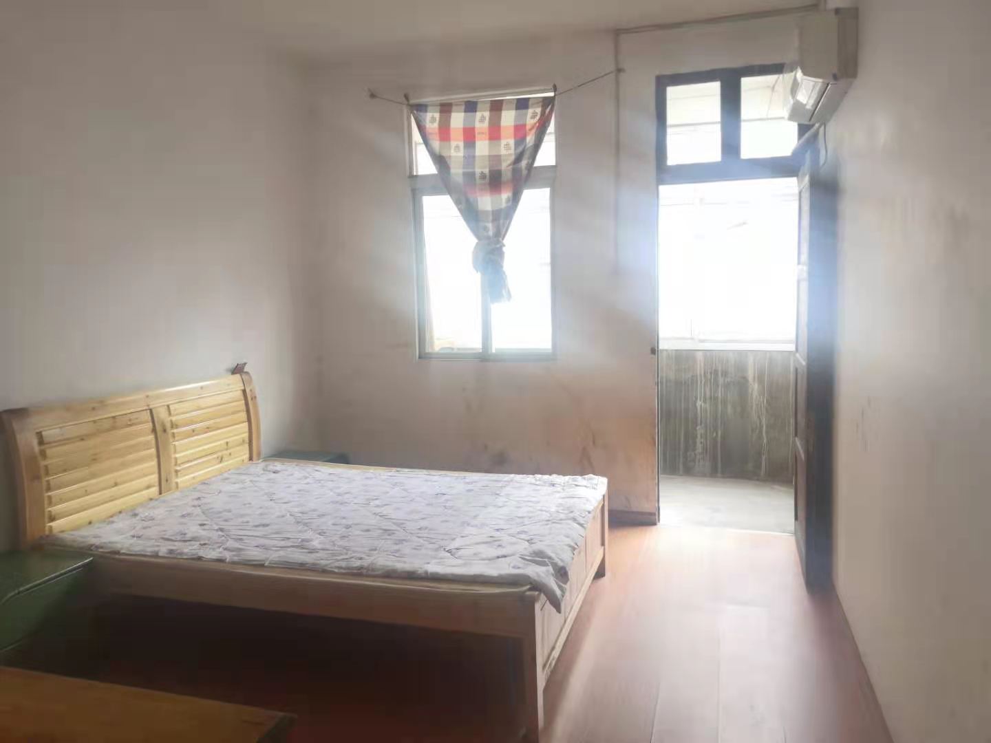 新华一村 2室1厅1卫 1050.0元/月 新华一村 2室1厅1卫 1050.0元/月室内图