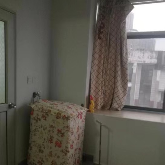 金锦路散盘(又叫交运楼) 1室1厅1卫 1000.0元/月 金锦路散盘(又叫交运楼) 1室1厅1卫 1000.0元/月室内图