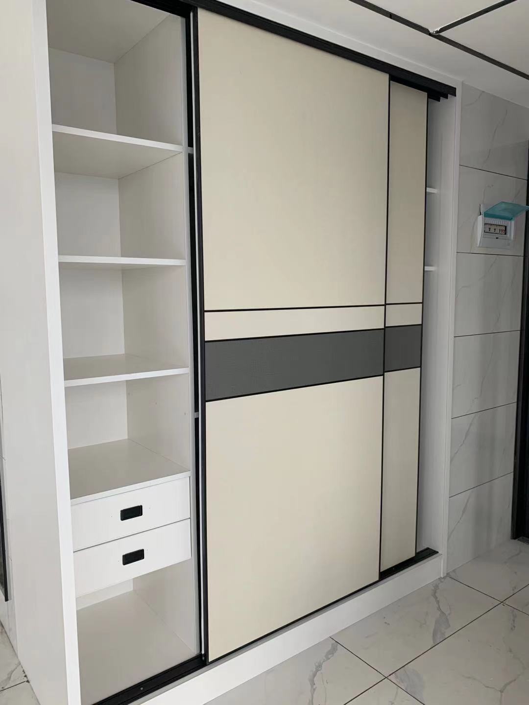 雄森国际  1室1厅1卫    1800.0元/月 雄森国际  1室1厅1卫    1800.0元/月室内图