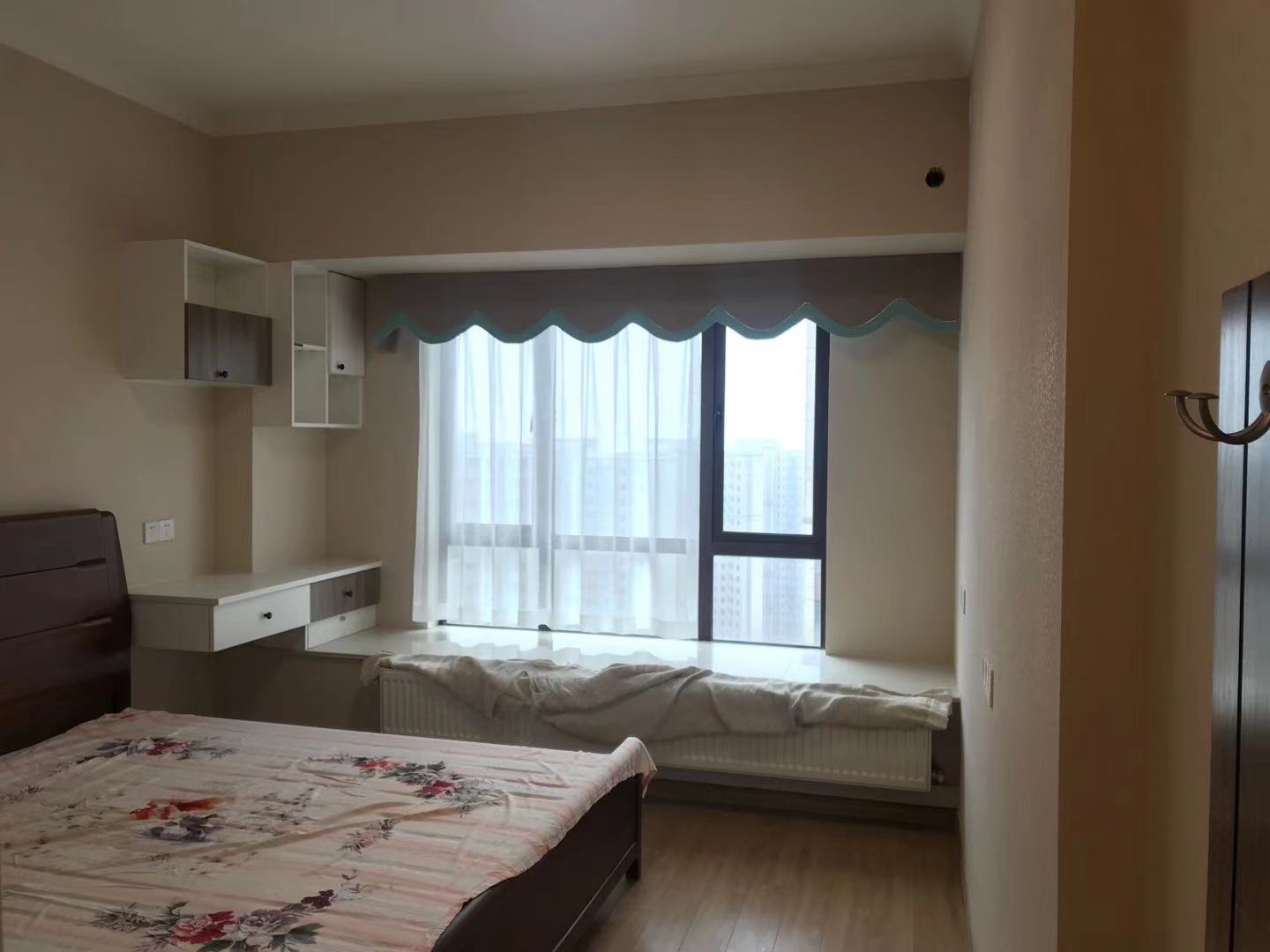 华耀碧桂园十里江湾观澜 3室2厅2卫 2500.0元/月 华耀碧桂园十里江湾观澜 3室2厅2卫 2500.0元/月室内图