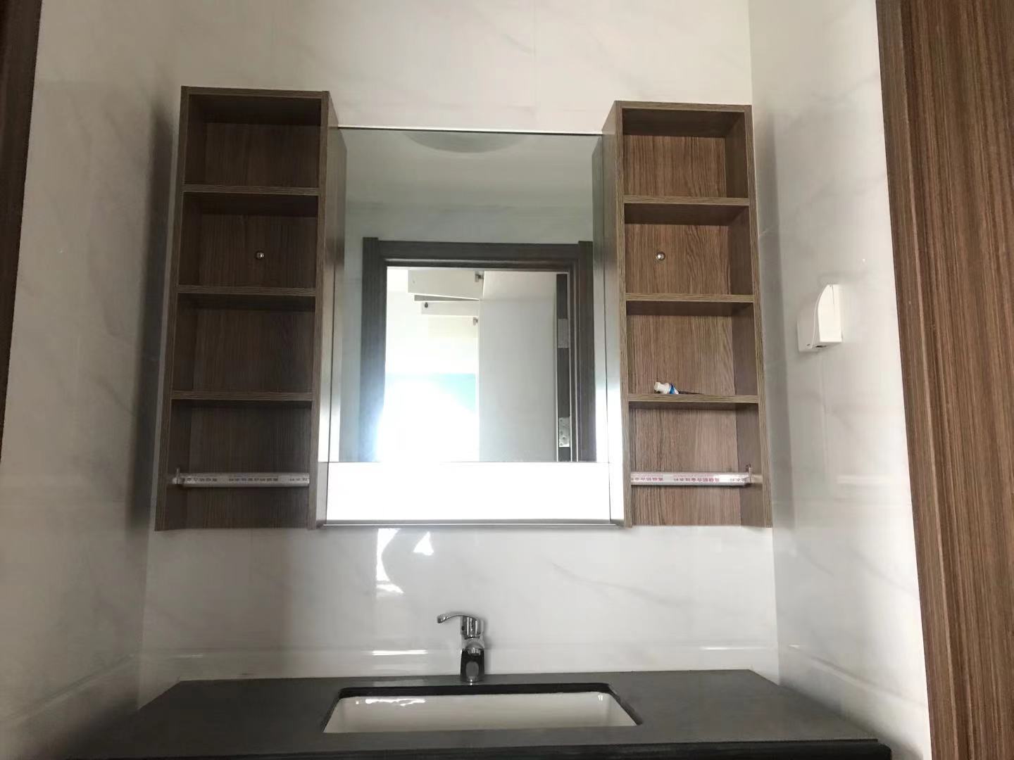 华耀碧桂园十里江湾观澜 3室2厅2卫 2500.0元/月 华耀碧桂园十里江湾观澜 3室2厅2卫 2500.0元/月室内图