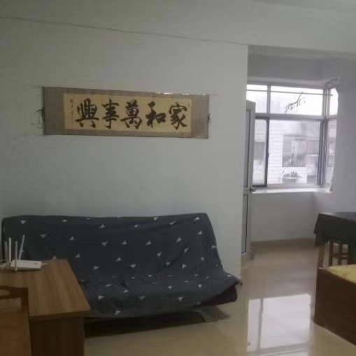 金锦路散盘(又叫交运楼) 1室1厅1卫 1000.0元/月 金锦路散盘(又叫交运楼) 1室1厅1卫 1000.0元/月户型图