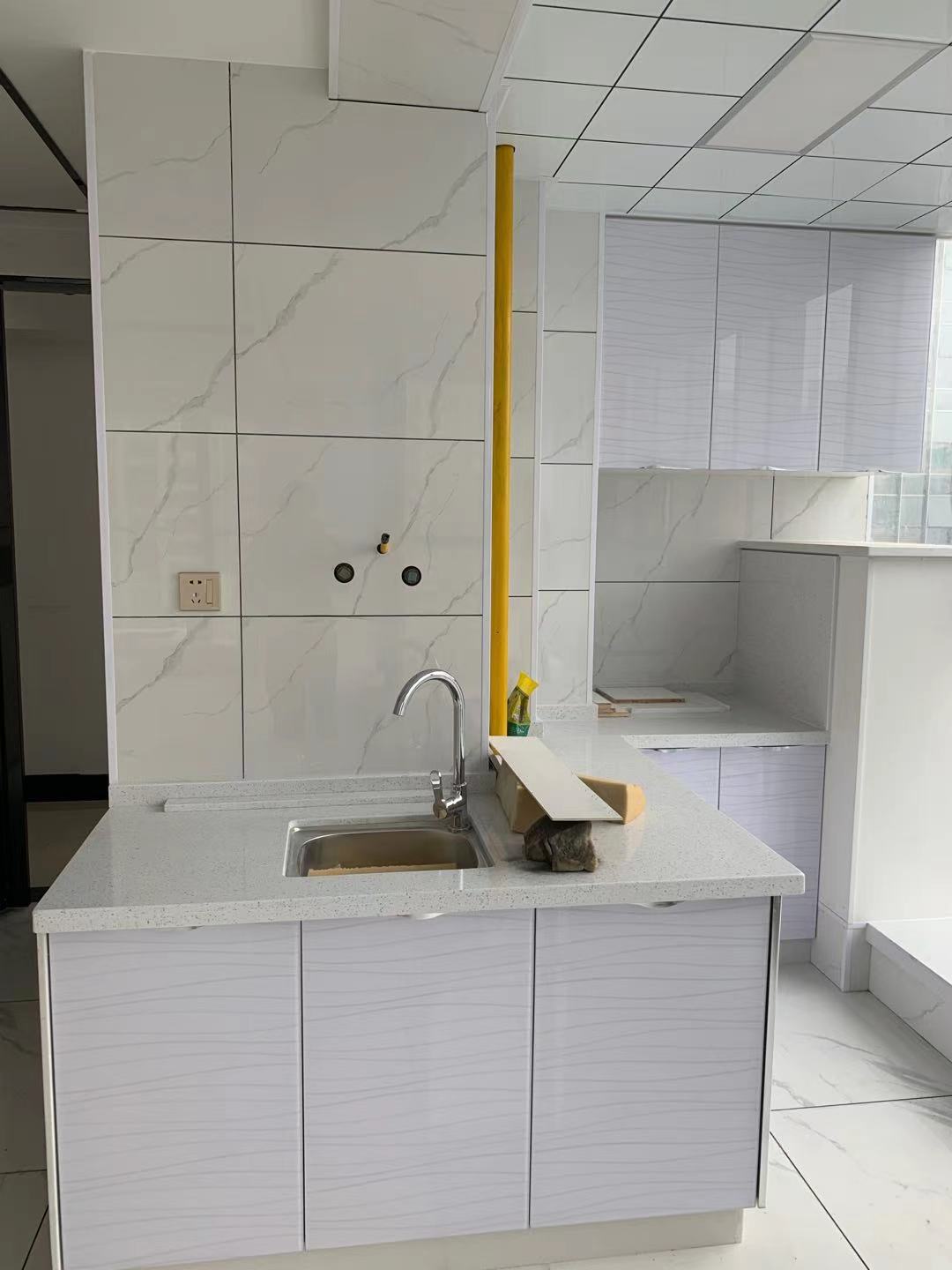 雄森国际  1室1厅1卫    1800.0元/月 雄森国际  1室1厅1卫    1800.0元/月室内图