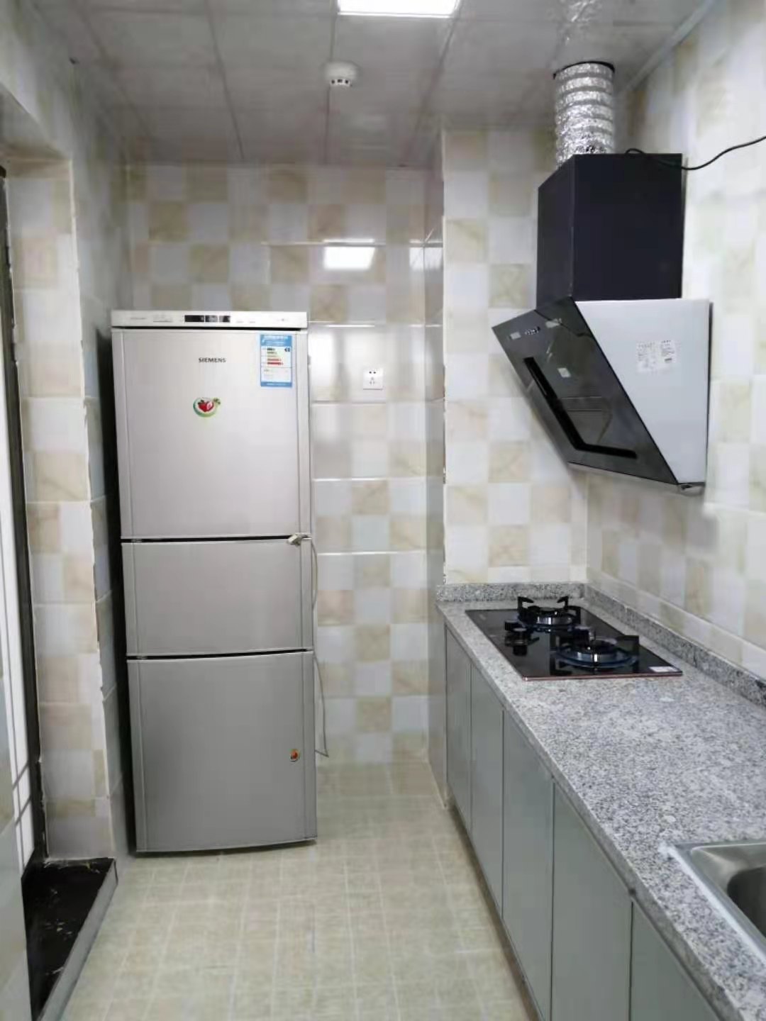 天府美岸  3室2厅1卫   2800.00元/月室内图