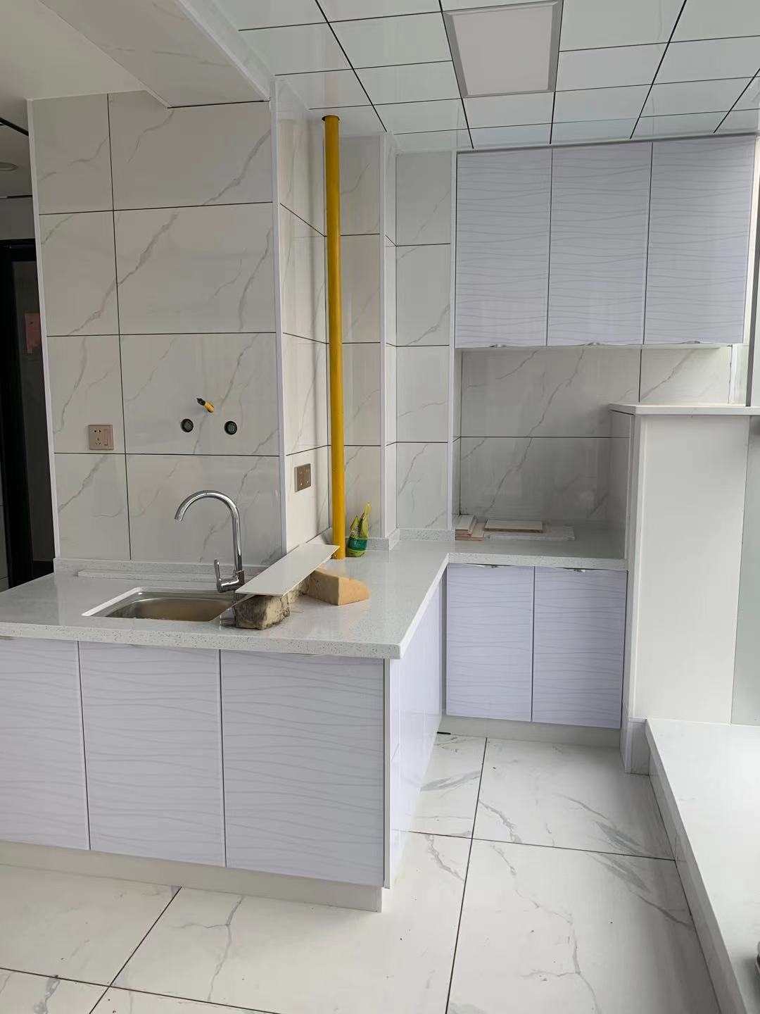 雄森国际  1室1厅1卫    1800.0元/月 雄森国际  1室1厅1卫    1800.0元/月室内图