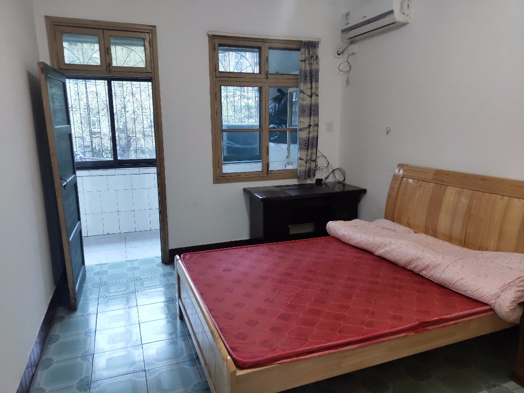 水仙路口公交小区 2室2厅1卫 1100.0元/月 水仙路口公交小区 2室2厅1卫 1100.0元/月室内图