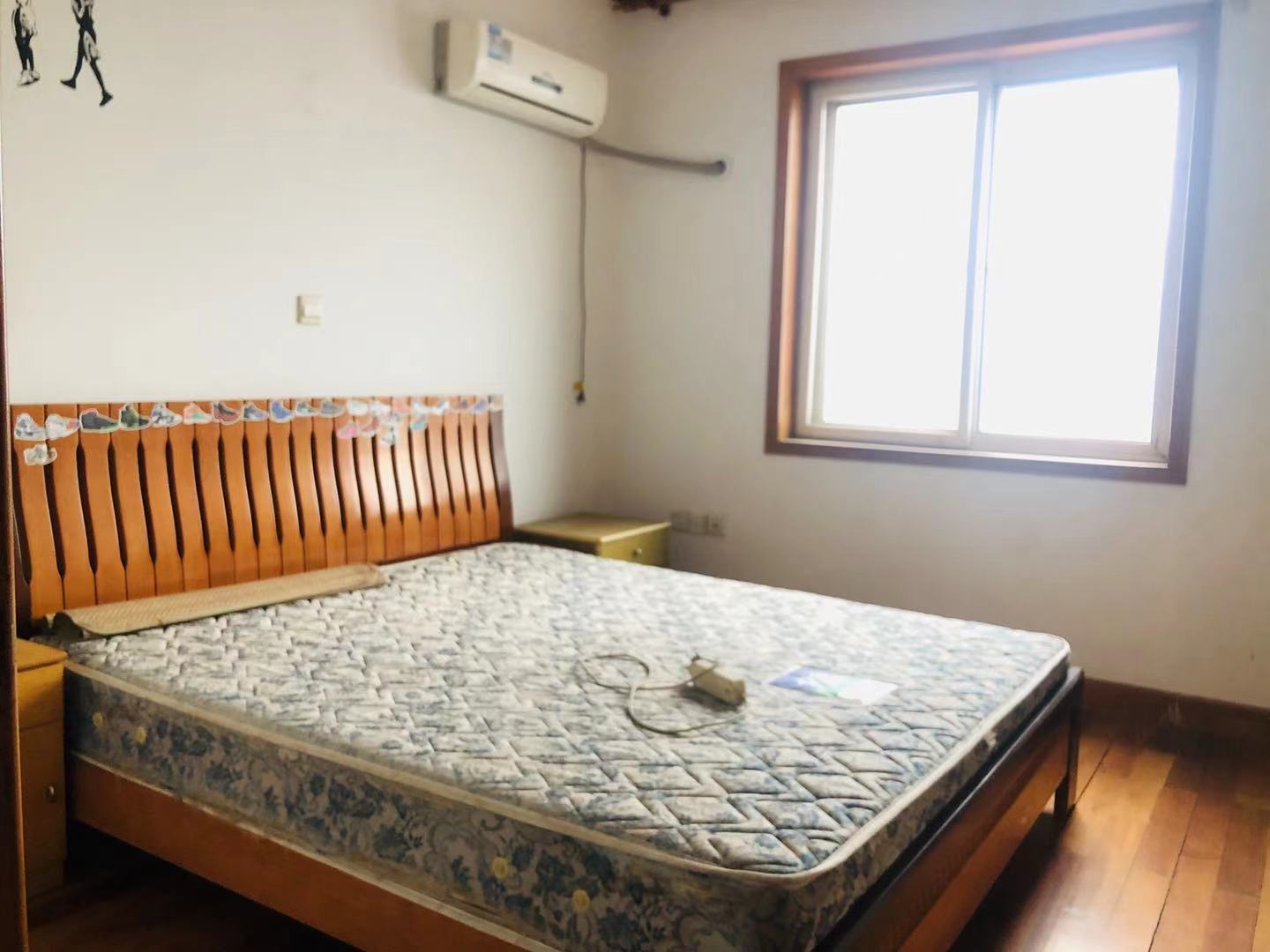 月行山 3室2厅1卫 1500.0元/月 月行山 3室2厅1卫 1500.0元/月室内图