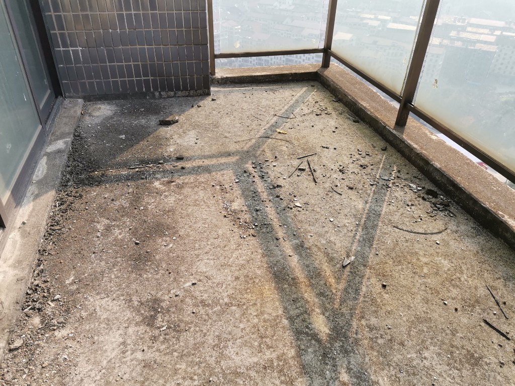 御景东方  2室2厅1卫   58.00万客厅