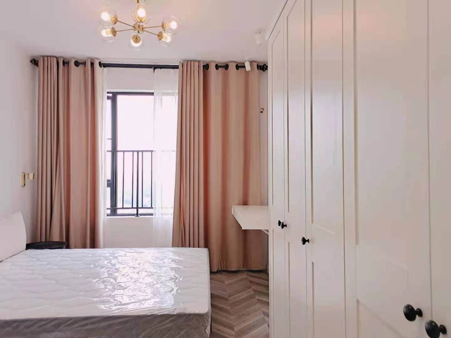 美的林城时代  3室2厅2卫   4500.00元/月室内图