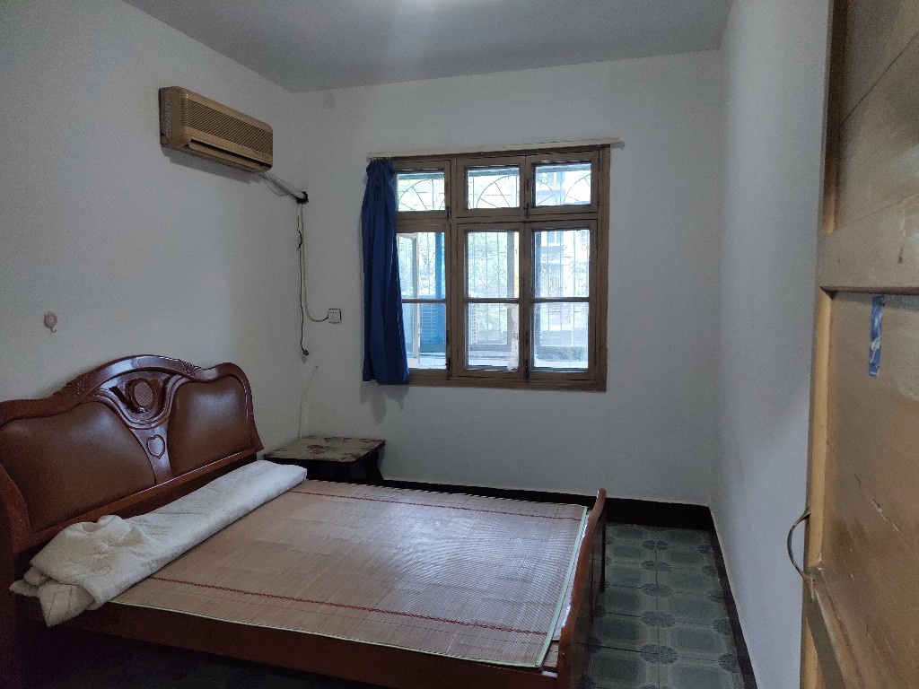 水仙路口公交小区 2室2厅1卫 1100.0元/月 水仙路口公交小区 2室2厅1卫 1100.0元/月室内图