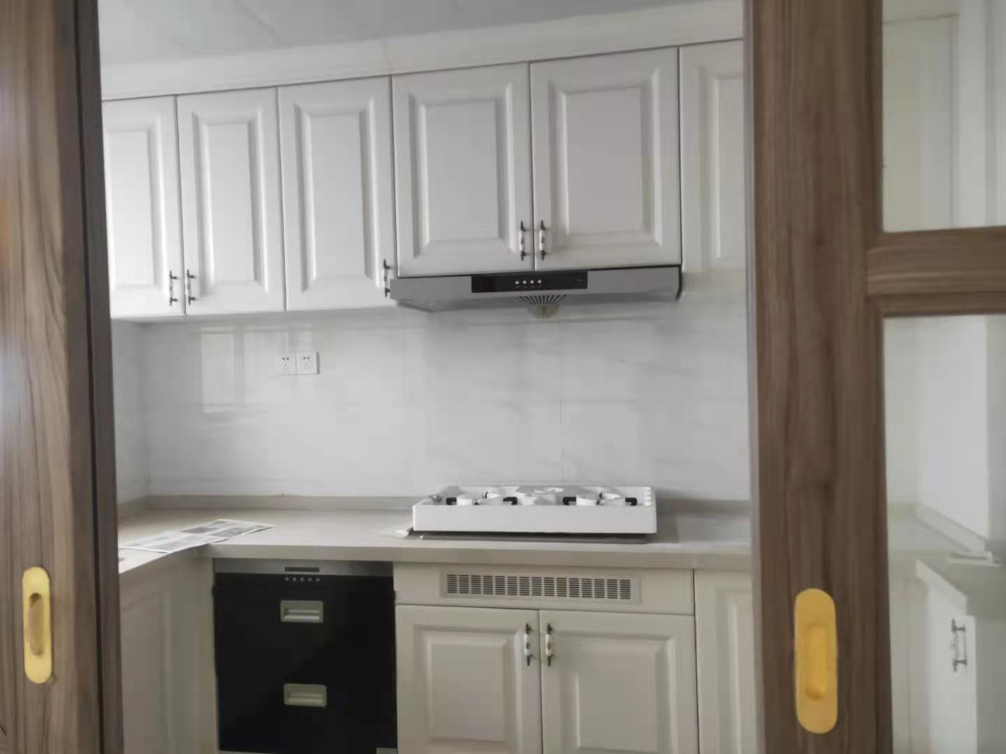 碧桂园 4室2厅2卫 126.8万 碧桂园 4室2厅2卫 126.8万客厅