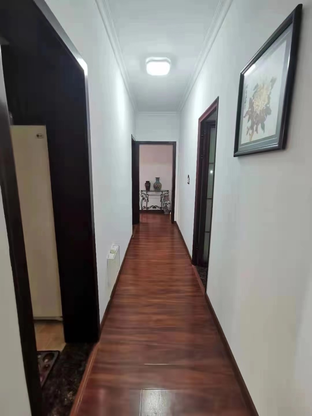 九九华帝 2室2厅1卫 69.0万 九九华帝 2室2厅1卫 69.0万客厅