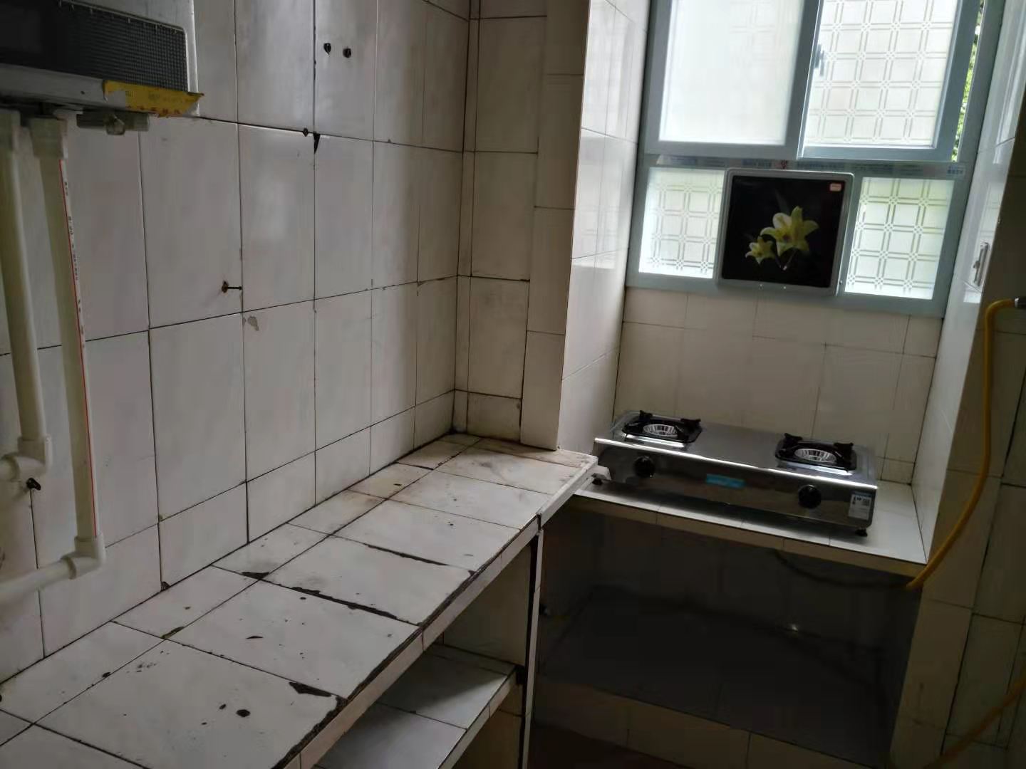 601永红村 1室1厅1卫 800.00元/月 601永红村 1室1厅1卫 800.00元/月室内图