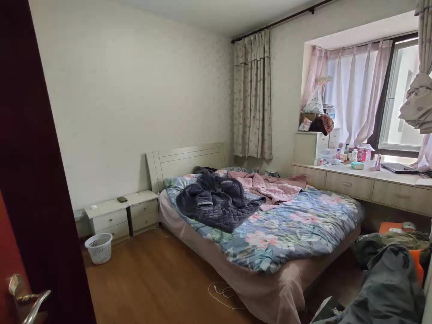 南湖国际2期 2室1厅1卫 2500.0元/月 南湖国际2期 2室1厅1卫 2500.0元/月室内图