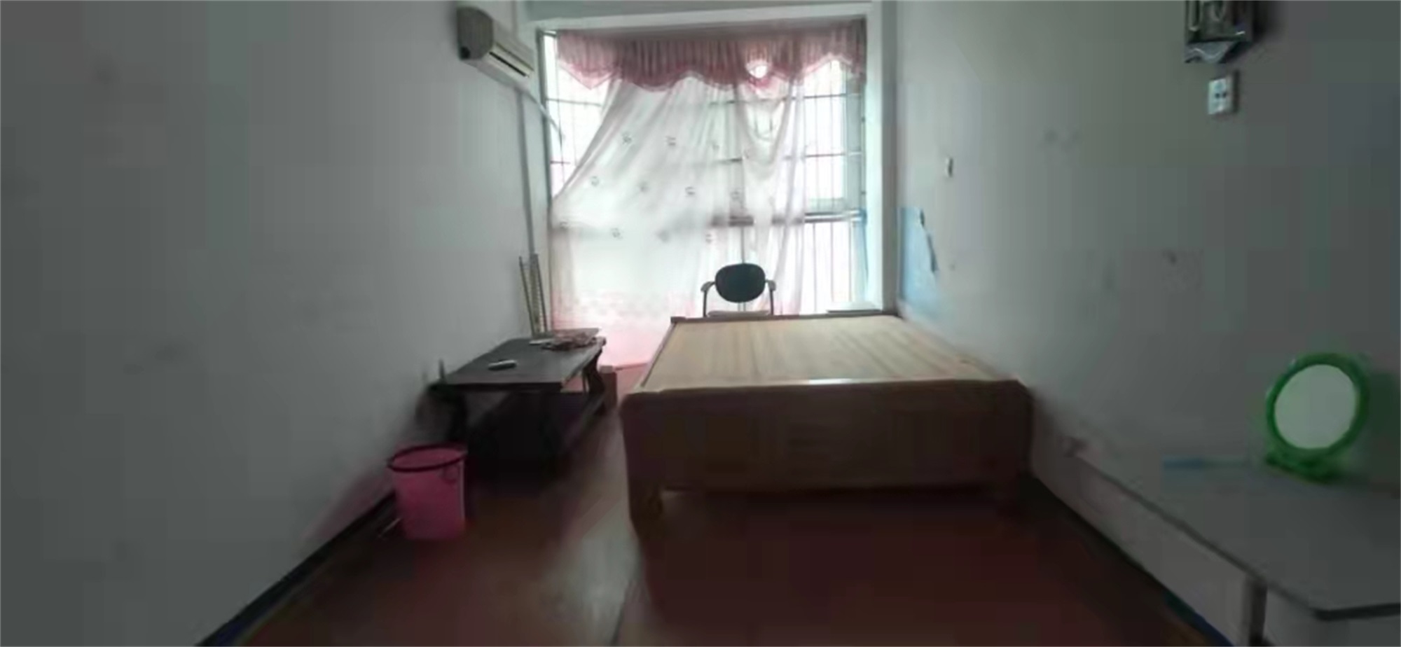 湘竹楼 3室2厅1卫 52.8万 湘竹楼 3室2厅1卫 52.8万客厅