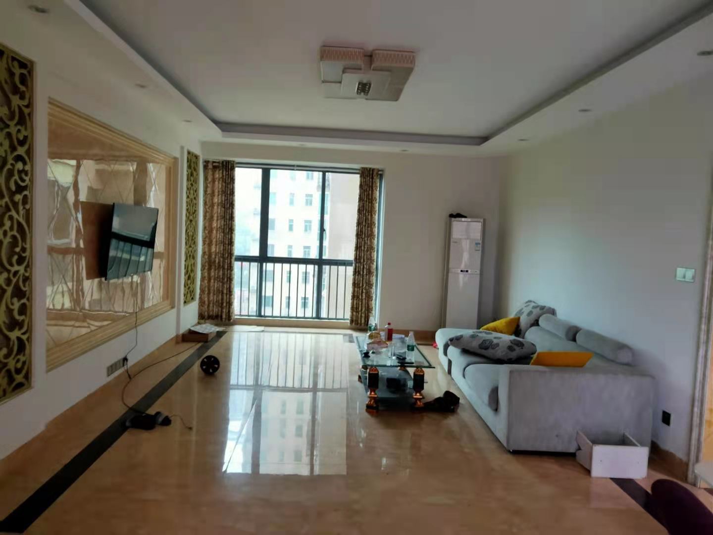 鹏利广场 4室2厅2卫 3000.0元/月 鹏利广场 4室2厅2卫 3000.0元/月室内图