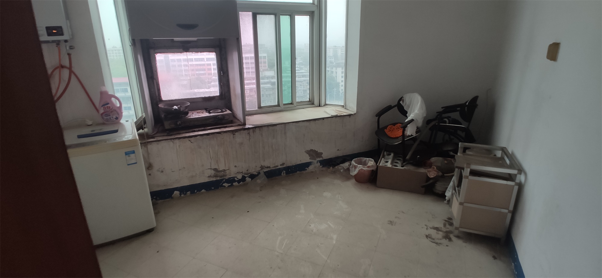 湘竹楼 3室2厅1卫 52.8万 湘竹楼 3室2厅1卫 52.8万客厅