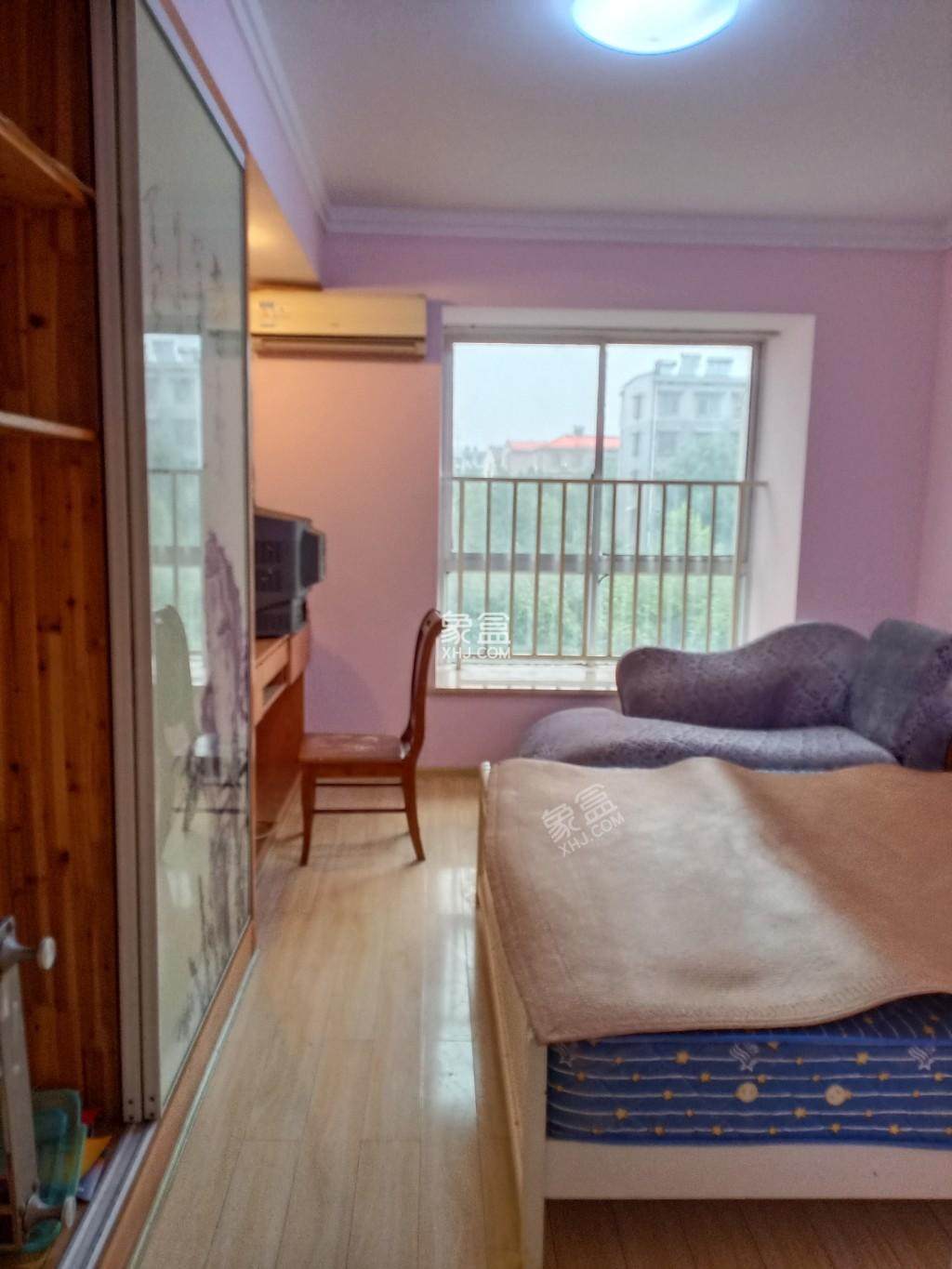 银色现代城 3室2厅2卫 2300.0元/月 银色现代城 3室2厅2卫 2300.0元/月室内图