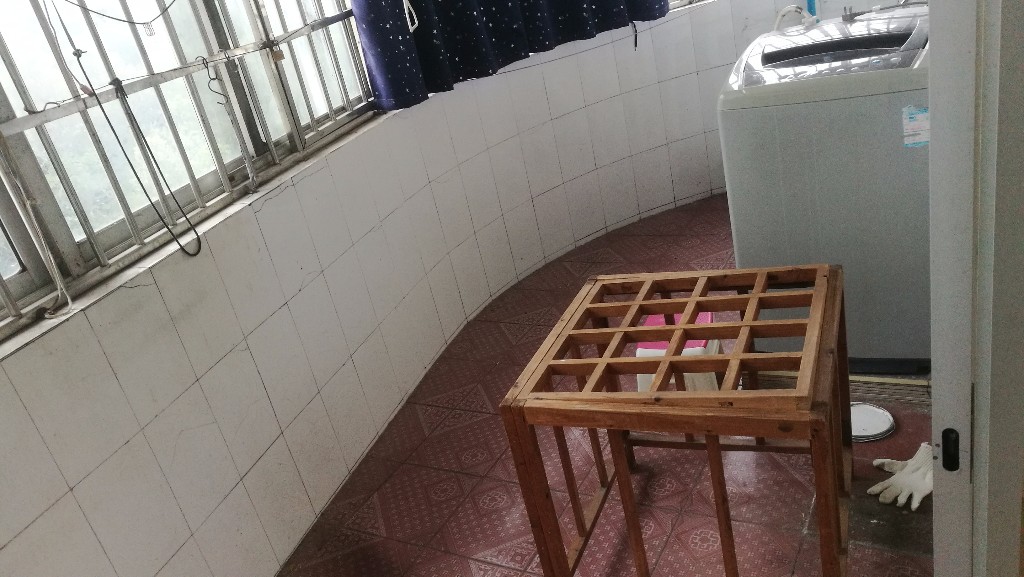 玉兰阁 3室2厅1卫 1100.0元/月 玉兰阁 3室2厅1卫 1100.0元/月室内图