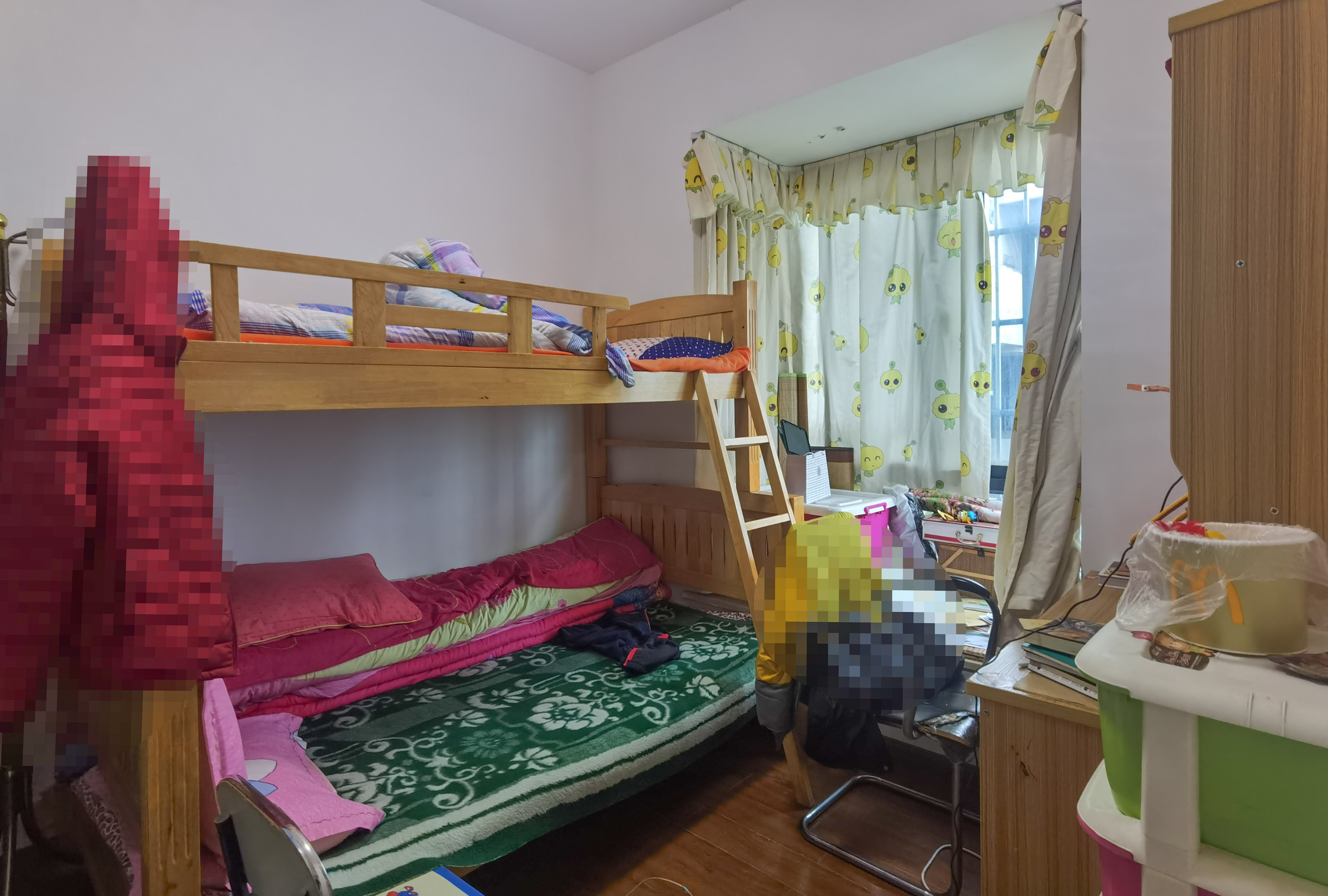 圣华名城建设北路110号 2室2厅1卫 46.0万 圣华名城建设北路110号 2室2厅1卫 46.0万客厅