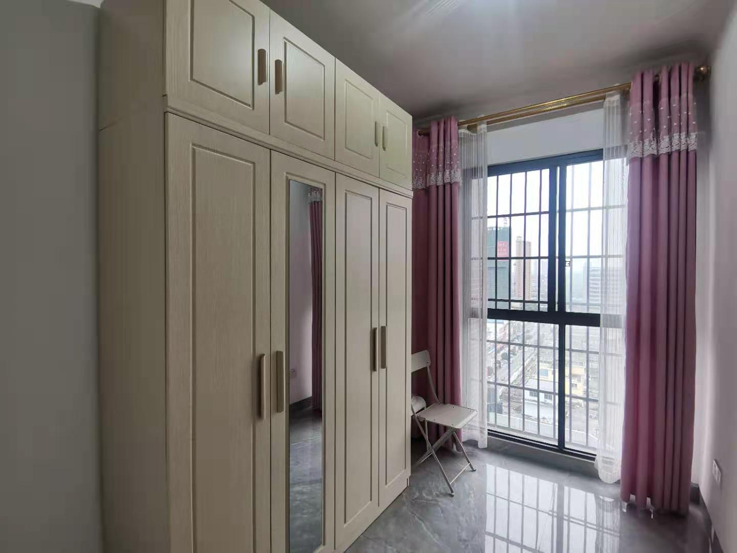 雅士林欣城 2室1厅1卫 1500.0元/月 雅士林欣城 2室1厅1卫 1500.0元/月室内图