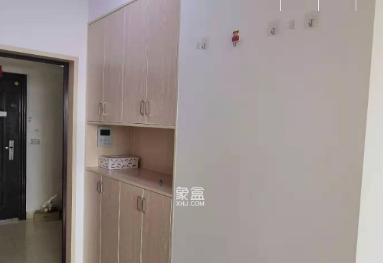 龙腾国际 1室1厅1卫 21.0万 龙腾国际 1室1厅1卫 21.0万客厅