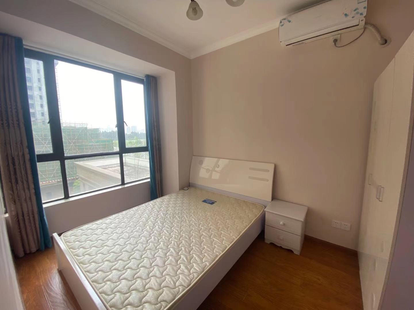 远大中央公园一期  3室2厅1卫    3000.0元/月 远大中央公园一期  3室2厅1卫    3000.0元/月室内图