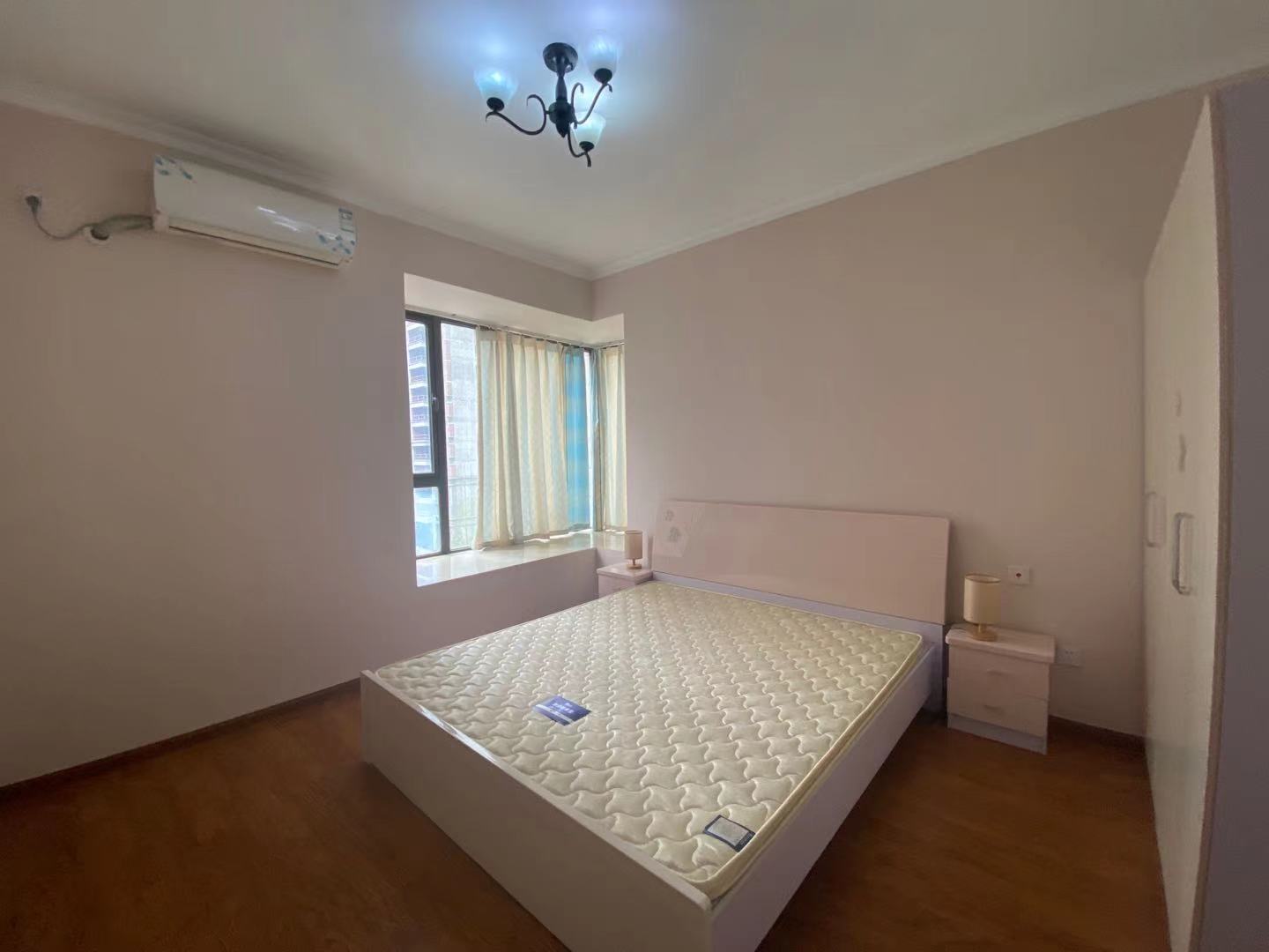 远大中央公园一期  3室2厅1卫    3000.0元/月 远大中央公园一期  3室2厅1卫    3000.0元/月室内图