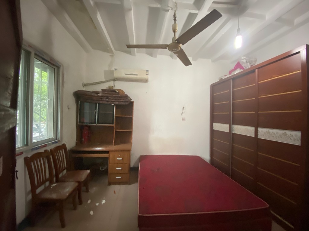 新华东路散盘 2室1厅1卫 500.0元/月 新华东路散盘 2室1厅1卫 500.0元/月户型图