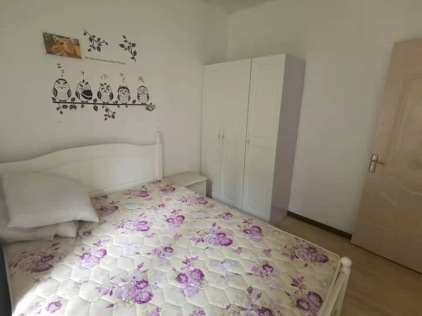 南湖国际6期  2室2厅1卫    2500.0元/月 南湖国际6期  2室2厅1卫    2500.0元/月室内图