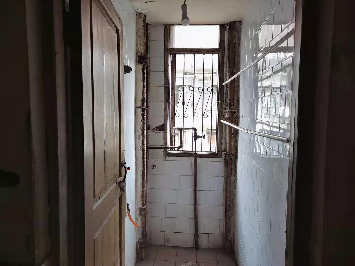 桥南湘运宿舍  3室2厅1卫    600.0元/月 桥南湘运宿舍  3室2厅1卫    600.0元/月室内图