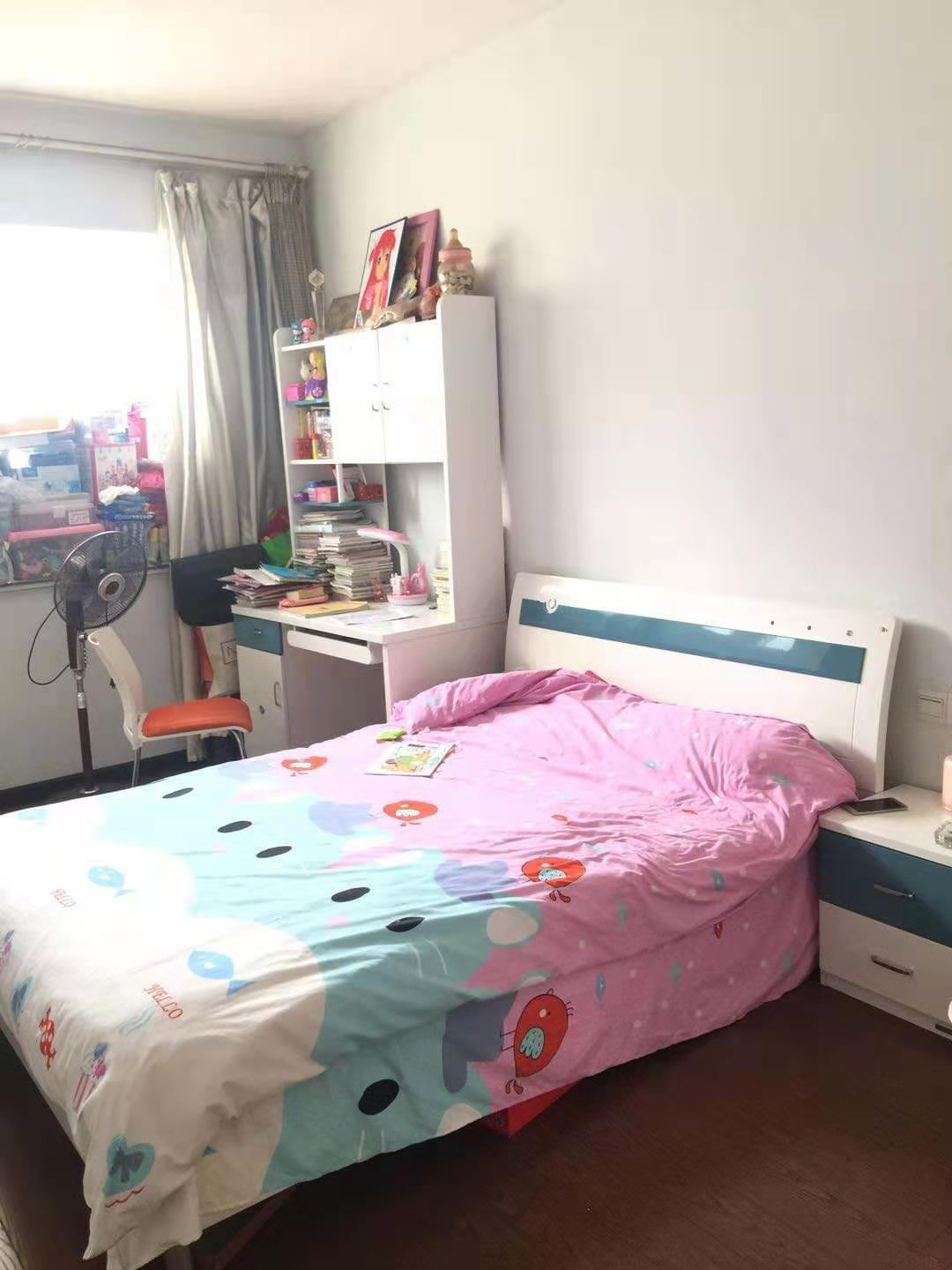 晨光小区 3室2厅1卫 1300.0元/月 晨光小区 3室2厅1卫 1300.0元/月室内图