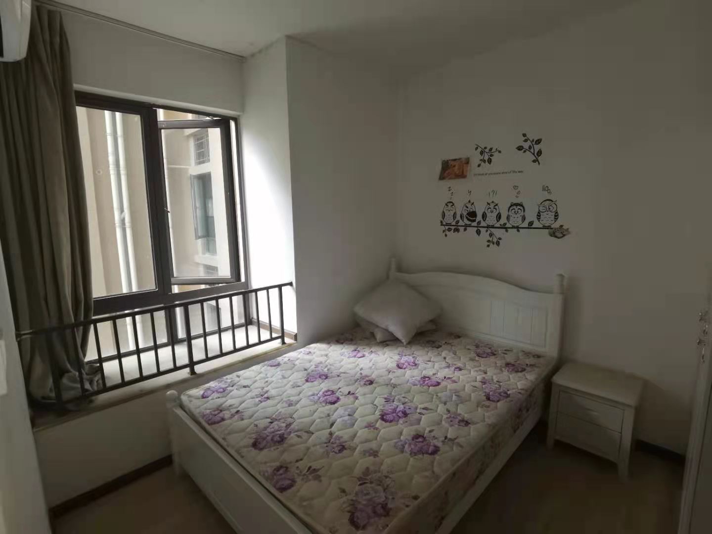 南湖国际6期  2室2厅1卫    2500.0元/月 南湖国际6期  2室2厅1卫    2500.0元/月室内图