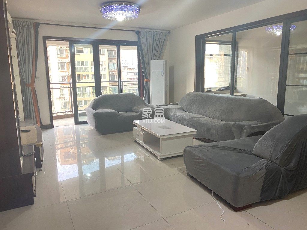 铸信境界  3室3厅2卫    3800.0元/月