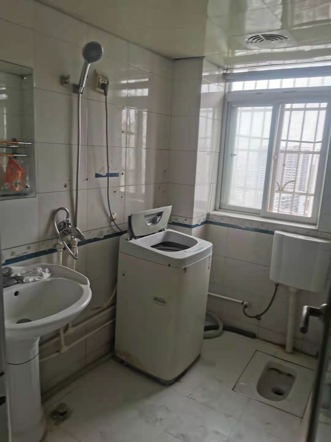 广冶大厦  2室2厅1卫    2000.0元/月 广冶大厦  2室2厅1卫    2000.0元/月室内图