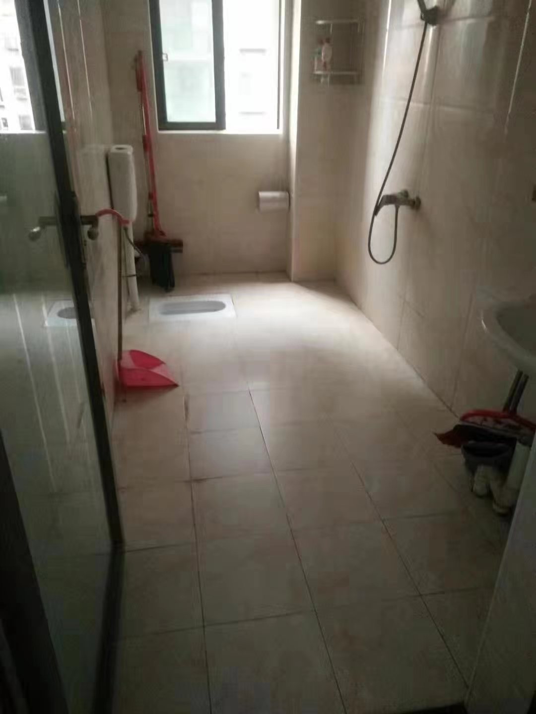 桐梓坪安置小区 2室2厅1卫 1300.0元/月 桐梓坪安置小区 2室2厅1卫 1300.0元/月小区图