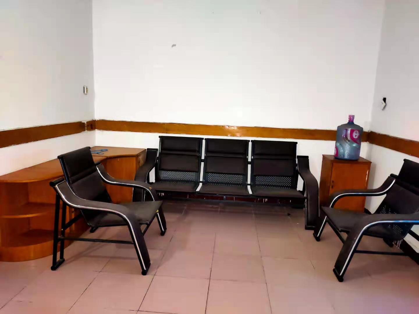 钟鼓岭龙山塘 2室1厅1卫 1100.0元/月 钟鼓岭龙山塘 2室1厅1卫 1100.0元/月室内图