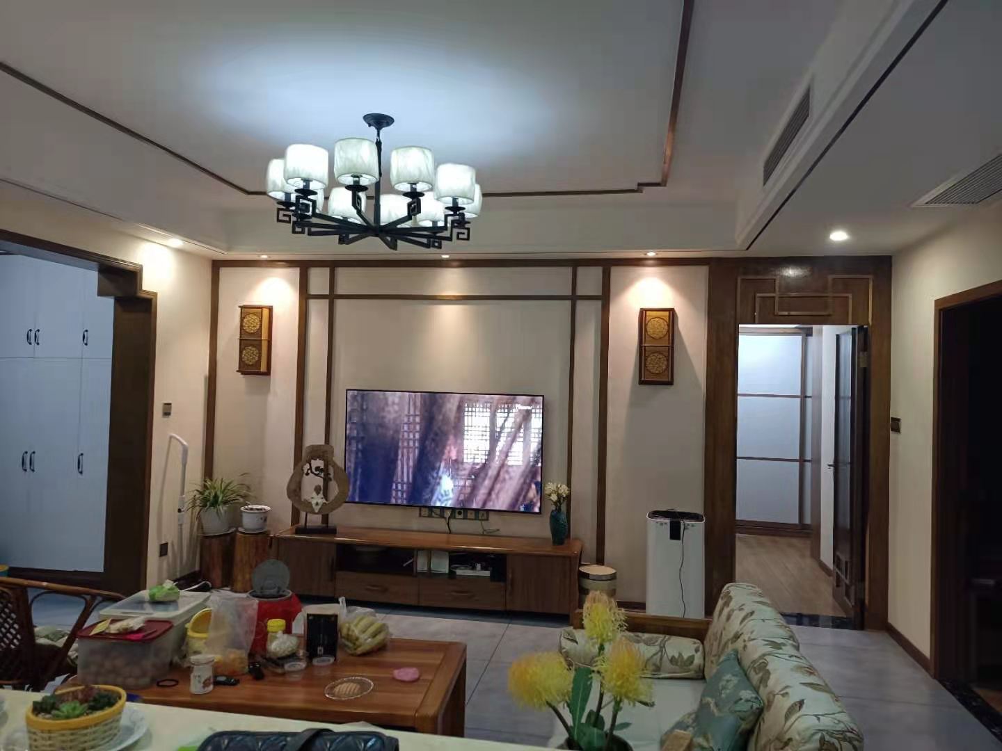 文化园三期 4室2厅2卫 96.8万 文化园三期 4室2厅2卫 96.8万客厅